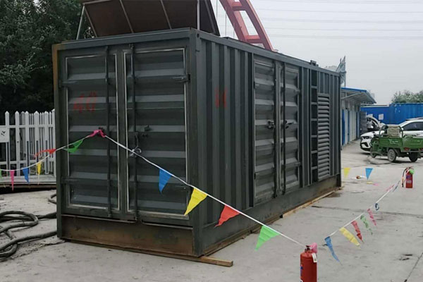 偃师发电机租赁空气滤清器多久更换一次?